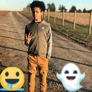 Meet your Posher, Cboogie